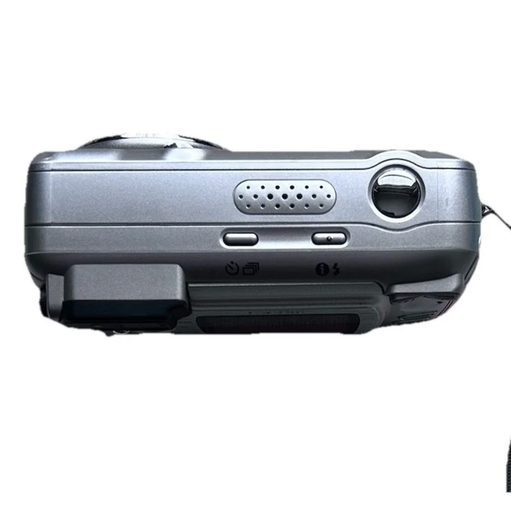 Kodak EasyShare DX6340, 3.1 Megapixels, Silver, 4x Optical Zoom PARTS See Detail